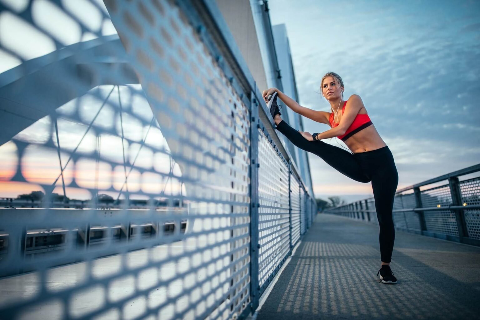 stretching-is-important-when-you-workout.jpg